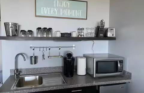 Lakeview Winni Condo with Kitchenette Weirs Beach - Foto 15