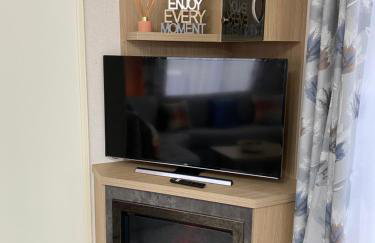 Boggy Creek - lodge with hot tub - Photo 5