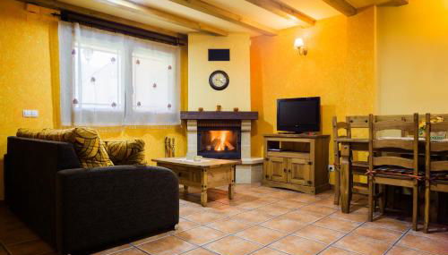 Apartamentos Rurales L´Abiseu - Photo 3