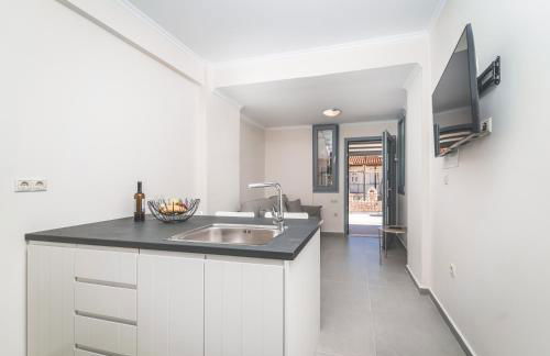 Asteria Apartments - Photo 13