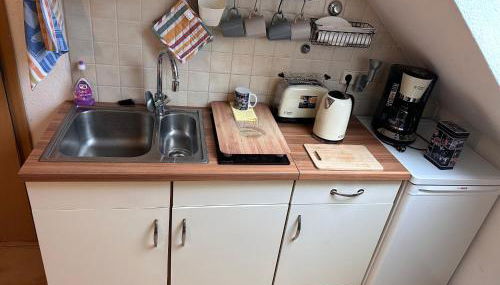 Ruhiges Wohlfühlzimmer auf dem Pferdehof Gut Greppin - mit Kochnische, WLAN & kostenlosem Parken - Foto 4