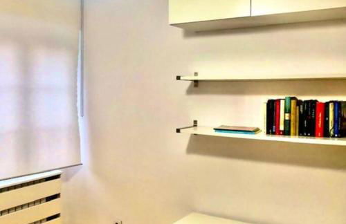 NUEVO! Con piscina a 2 minutos estación tren AVE. - Foto 24