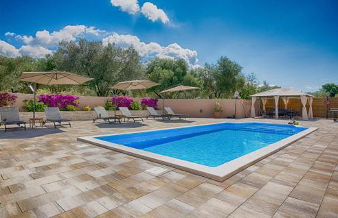 Nice Home In Kozino With Wifi - Photo 10