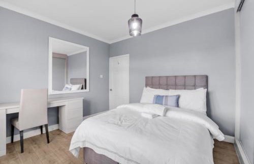 4 Bed House-Garden-Parking-15 min Elizabeth Line - Foto 21