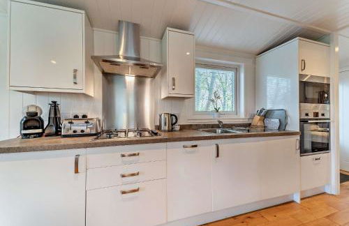 Super King Lodge-sleeps 2-hottub-sea View - Foto 12