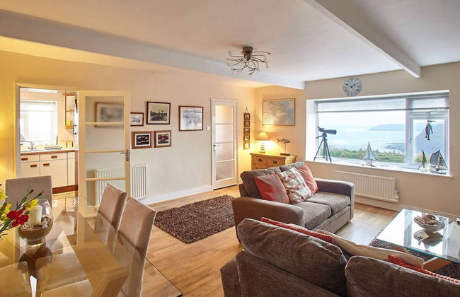 Host Stay View Point Apartment - Foto 2