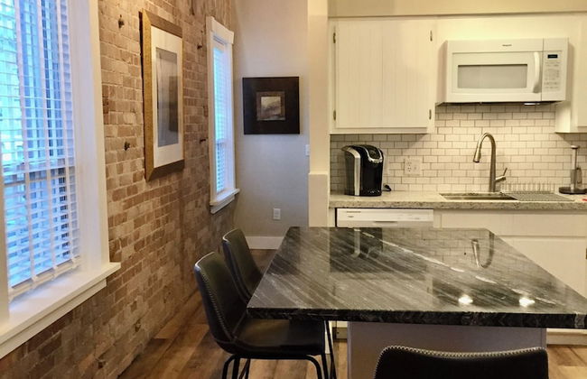 Bisbee Brownstone Suites - Photo 27