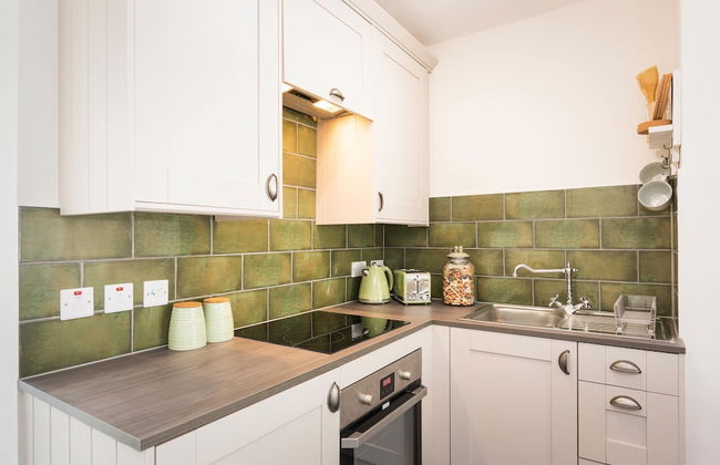 Host Stay Coombe Cottage - Foto 6