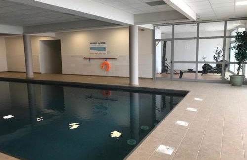 Charmant T2 4 pers avec terrasse, piscine couverte, salle de fitness et parking couvert - FR-1-404-249 - Foto 3