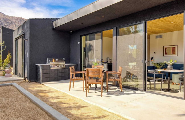 Blackhaus Suites by AvantStay – Modern Comfort in Downtown Palm Springs - Foto 23