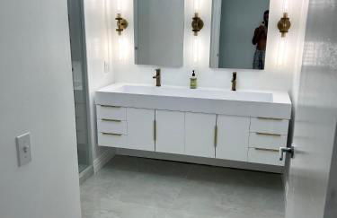 WOW! Best Location! Best Unit! New Renovated South Beach Ocean Front - Foto 41