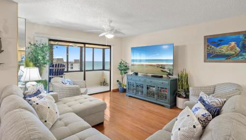 Oceanfront Penthouse #11B by Distinctive Beach Rentals - Foto 3