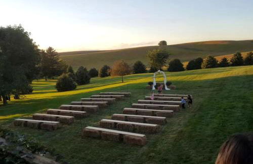 Spacious Vacation Rental for 22 Guests in a Rural Setting in Montezuma, Iowa - Foto 26