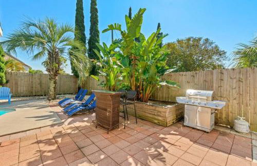 Pirates Cove - Private Pool, Seasonal Hot Tub, Game Room, Close to Beach, Pets OK - Photo 52