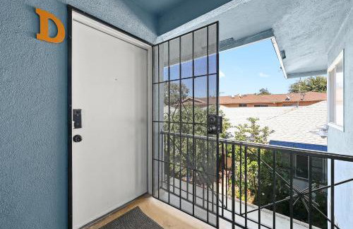 Sunny & Cheerful Near I-10 ~ Queen Beds ~ Parking - Foto 66