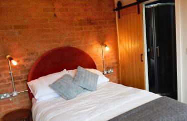 DJH Homes - Luxurious and chic 3BR Grade II Industrial House with log burner and electric blinds - JQ, Birmingham City - Foto 34