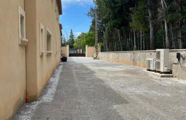 Superbe Mas Provençal rénové avec piscine, billard et climatisation à Paradou - Foto 27