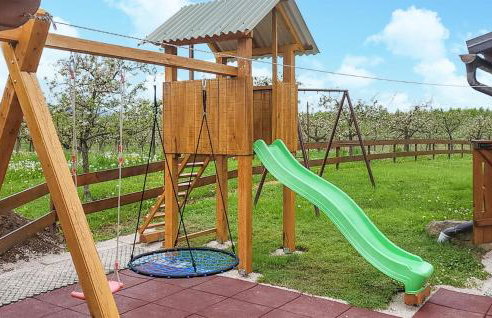 Lovely Home In Gospic With Sauna - Photo 22