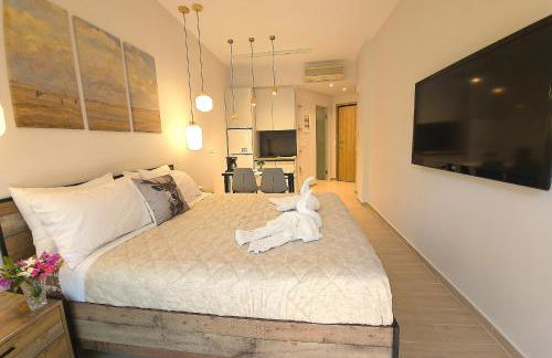 SEAL of Deer - Castle View - 5 minute walk to the Beach - Photo 4