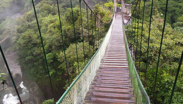 Excursión a Baños de Agua Santa - Foto 2