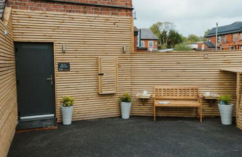 Blooms Apartment - Photo 10