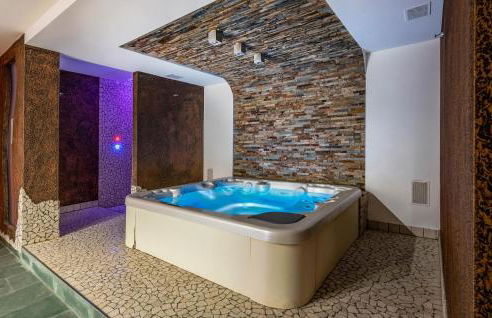 Stunning Home In Magliolo With Sauna - Photo 8