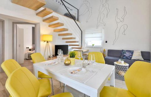 Gorgeous Home In Cresnjevec, Tuhelj - Foto 6