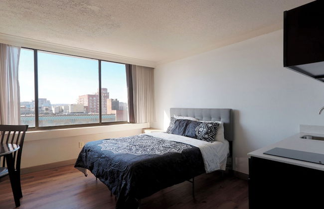 Chase at Baltimore Harbor - Foto 6