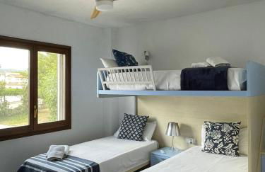 Casa mediterránea con gran jardín y piscina a 500 m de la playa - Foto 33