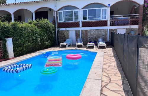 Casa con vistas y piscina en Masos de Pals - Foto 16
