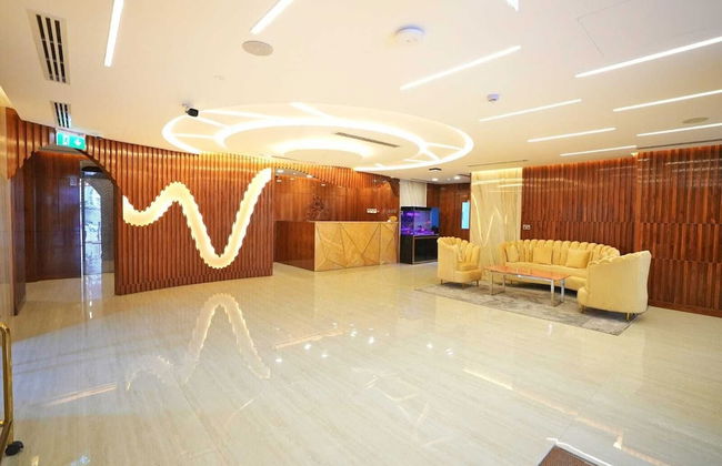 Imperiaa by HOC Globe - Photo 1