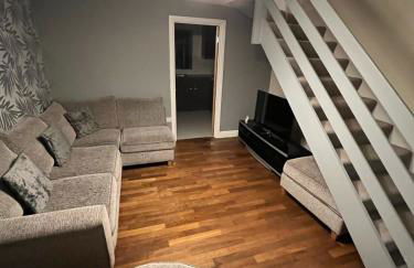 2 bed semi-detached house - Foto 1