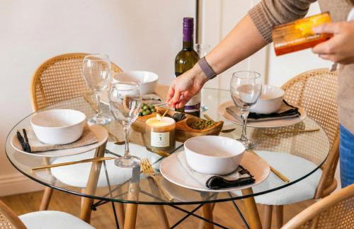 2-Bed Apartment in Redland, Bristol - Work-Ready - Foto 33