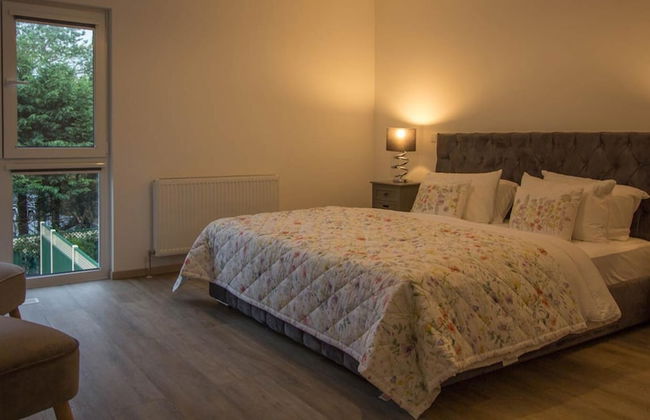 Sleeps8- Ecofriendly- Kingbeds- Familyfriendly - Photo 1