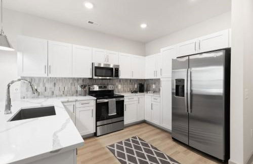 The Luxe Living 5 Min From Downtown - Foto 8