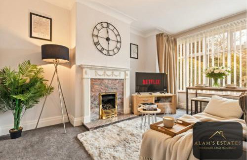 Spacious 4 Bedroom Leeds House - Ideal for Family and Contractors - Free WIFI and Free Parking - Foto 1