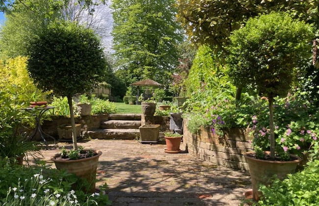 Idyllic Historic Thatched Cottage Hardy's Dorset - Foto 1