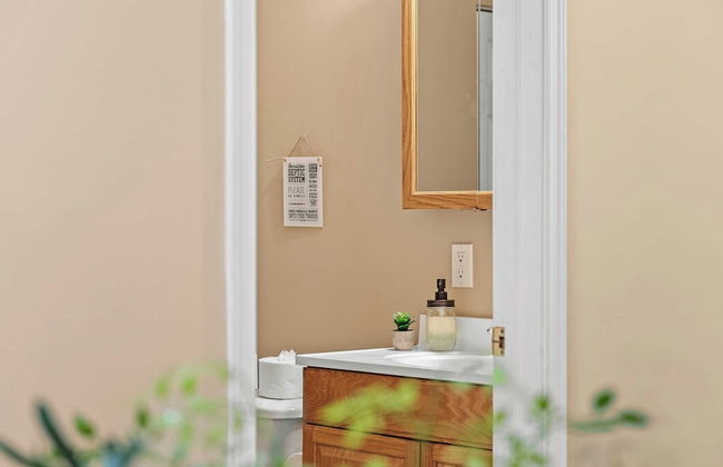 Alpine Serenity by Avantstay Beach + Lake Access Theater, Deck, Playroom - Foto 35