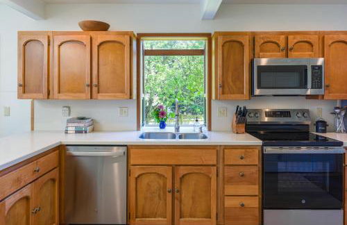 Sandy Beachfront, Hot Tub, Pet-Friendly, Kayaking - Foto 14