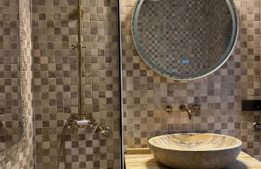 La Alcazaba de Triana - Photo 21