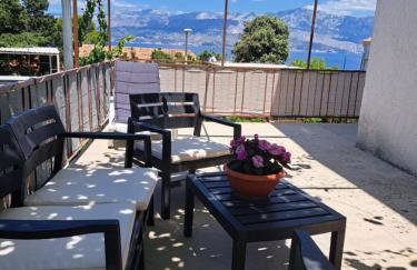 Apartment Jela - Photo 1