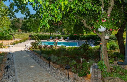 Villa Botanica - Lush Garden and Pool Oasis - Foto 58