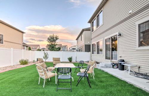 6 Mi to DIA Spacious Home with Backyard in Denver! - Foto 30