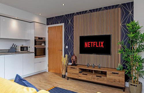 Luxury Apartment-Free Parking-Central Location-Close To Airport, Station & Centre - Foto 20