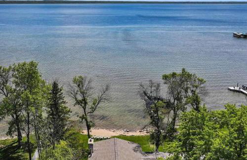 Life Is Good Lodge lakefront with sandy beach - Foto 1