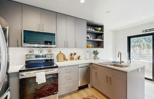 Limelight Base Camp Condo. Ski, bike, & adventure! - Foto 10