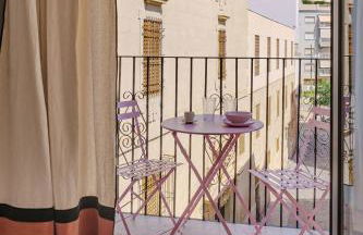Apartment with exceptional charm in historic center of Alicante - Photo 38