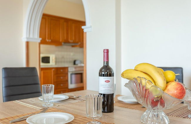 Sofia Large Private Pool Walk to Beach Sea Views A C Wifi Car Not Required - 1552 - Photo 15