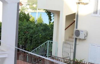 Apartment Lucky with Jacuzzi - Photo 47