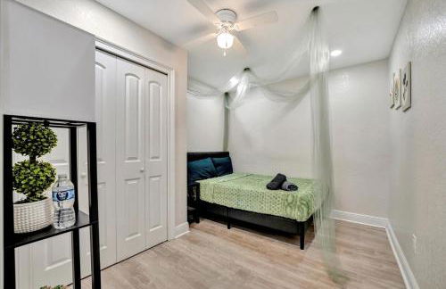 Half Mile from ZooTampa - Fun - Foto 3